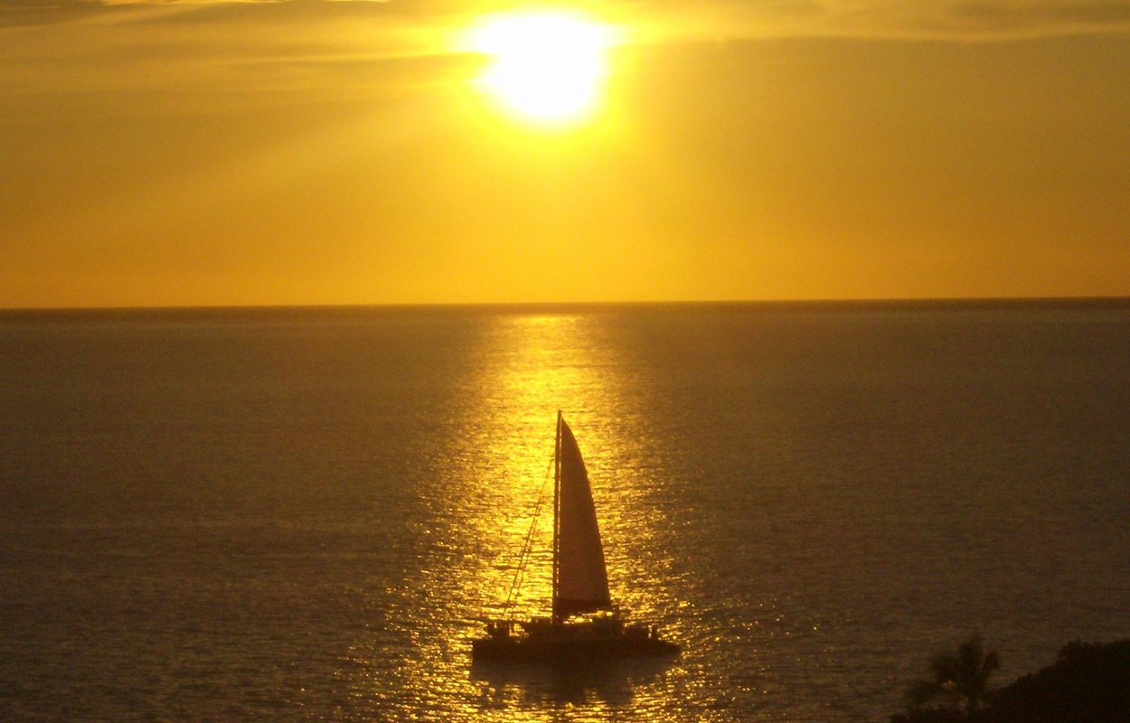 Alii Nui Sailing Charters Go Hawaii