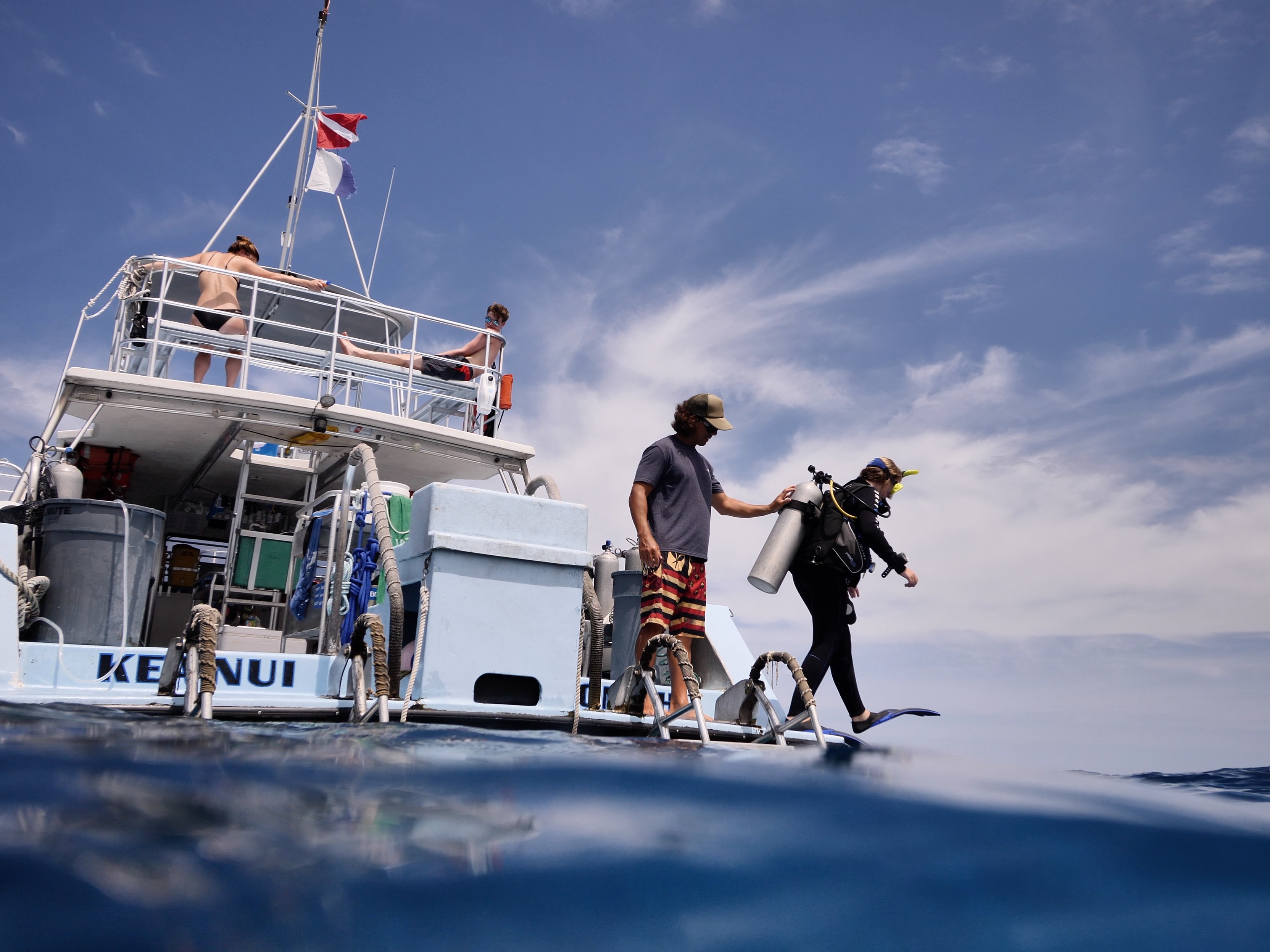 Jack's Diving Locker Go Hawaii