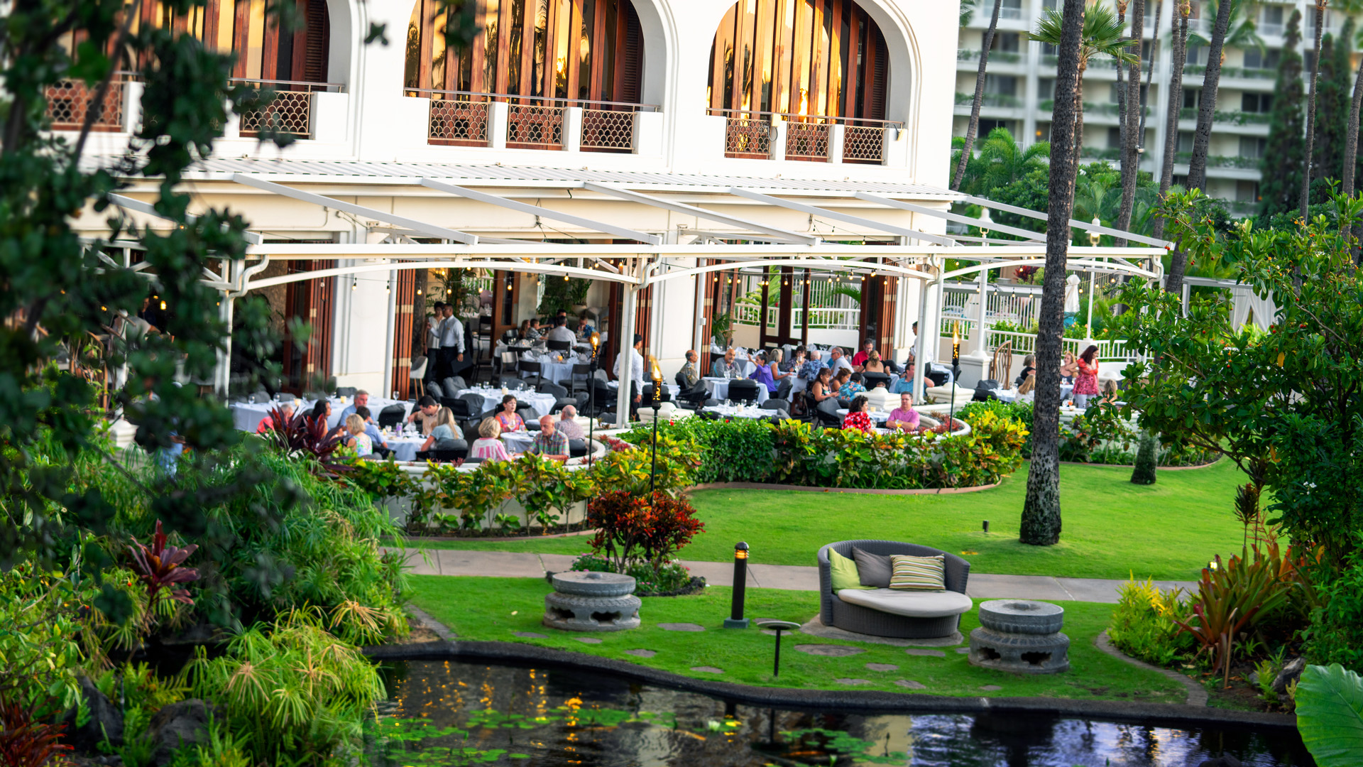 Nick's Fishmarket Maui Go Hawaii