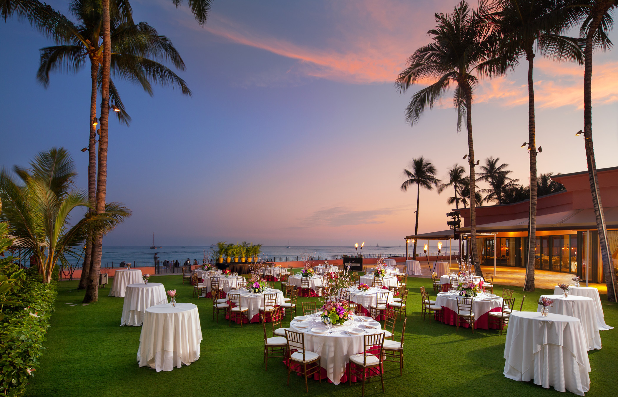 The Royal Hawaiian, a Luxury Collection Resort, Waikiki Go Hawaii