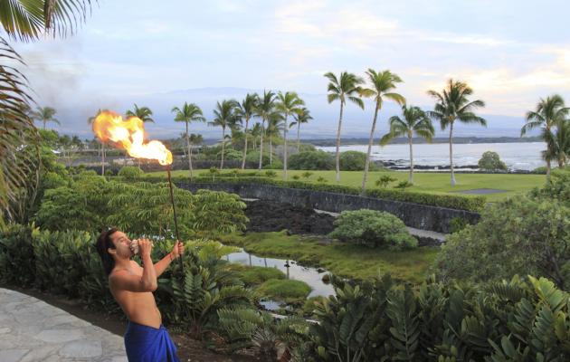 Learn More About Lūʻau Learn More About Luau