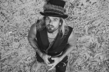 Dove Presents Xavier Rudd