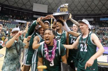 University of Hawaiʻi Celebrates Winning the 2022 Championship Trophy