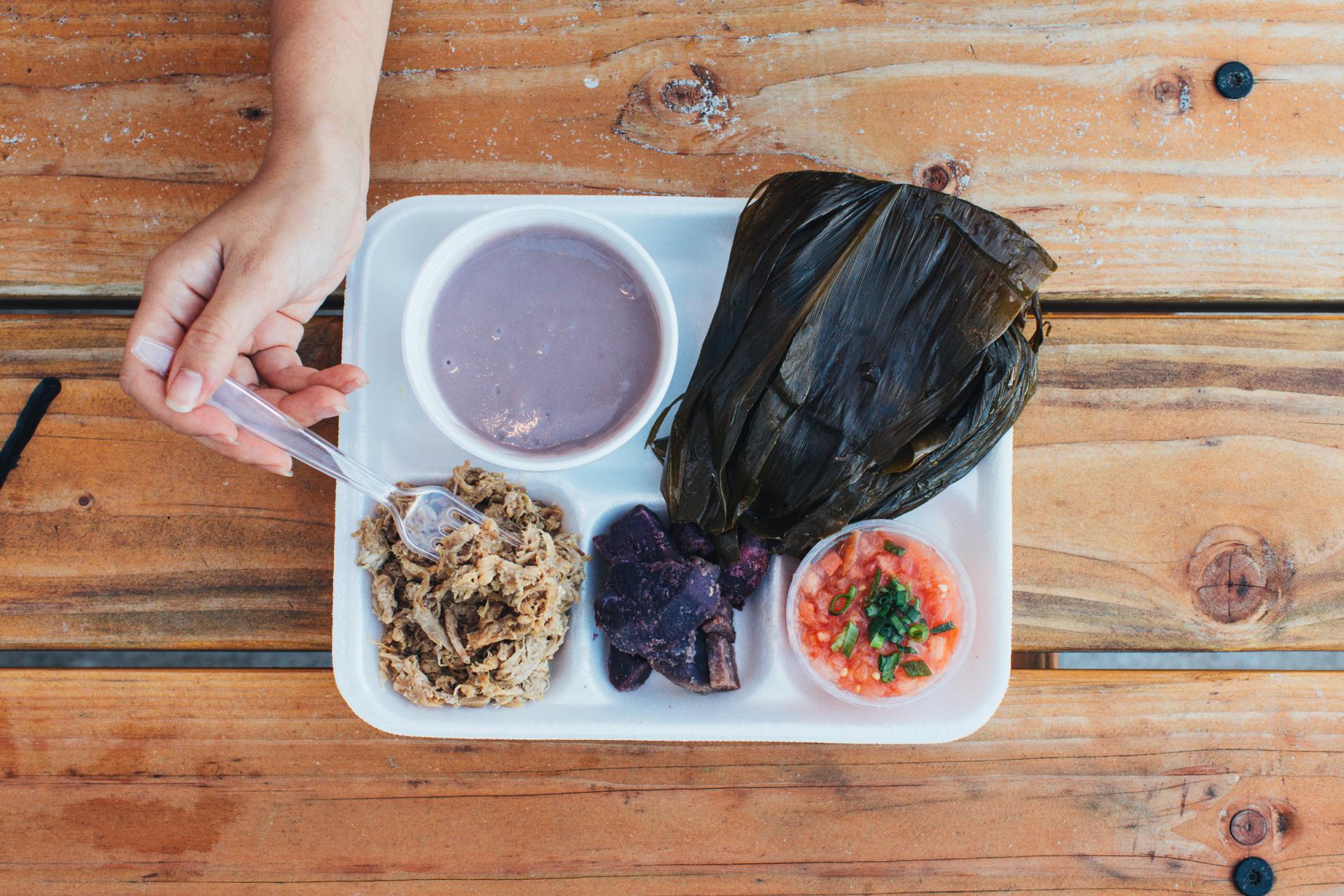Lūʻau food Luau food