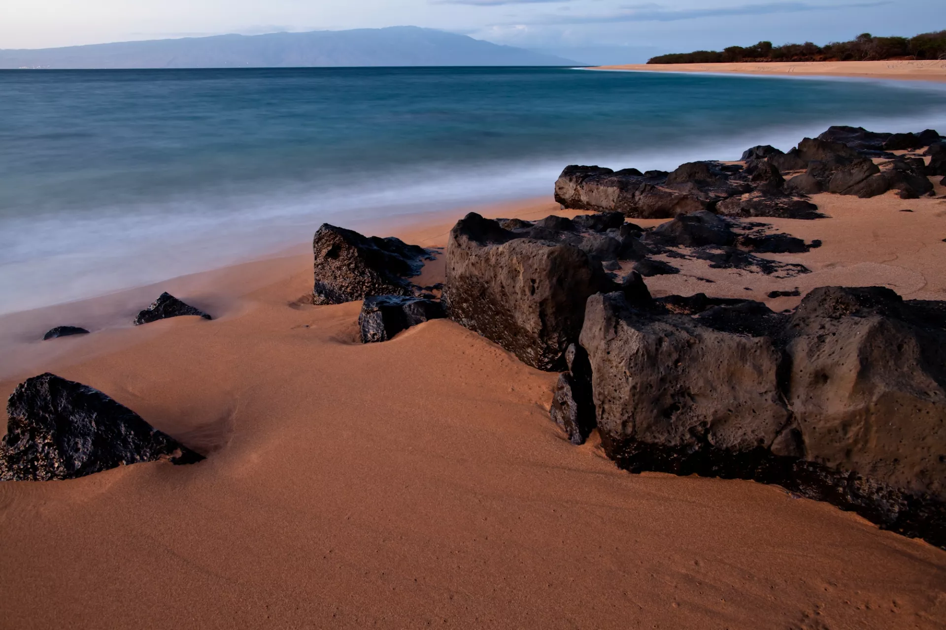 Polihua Beach Polihua Beach