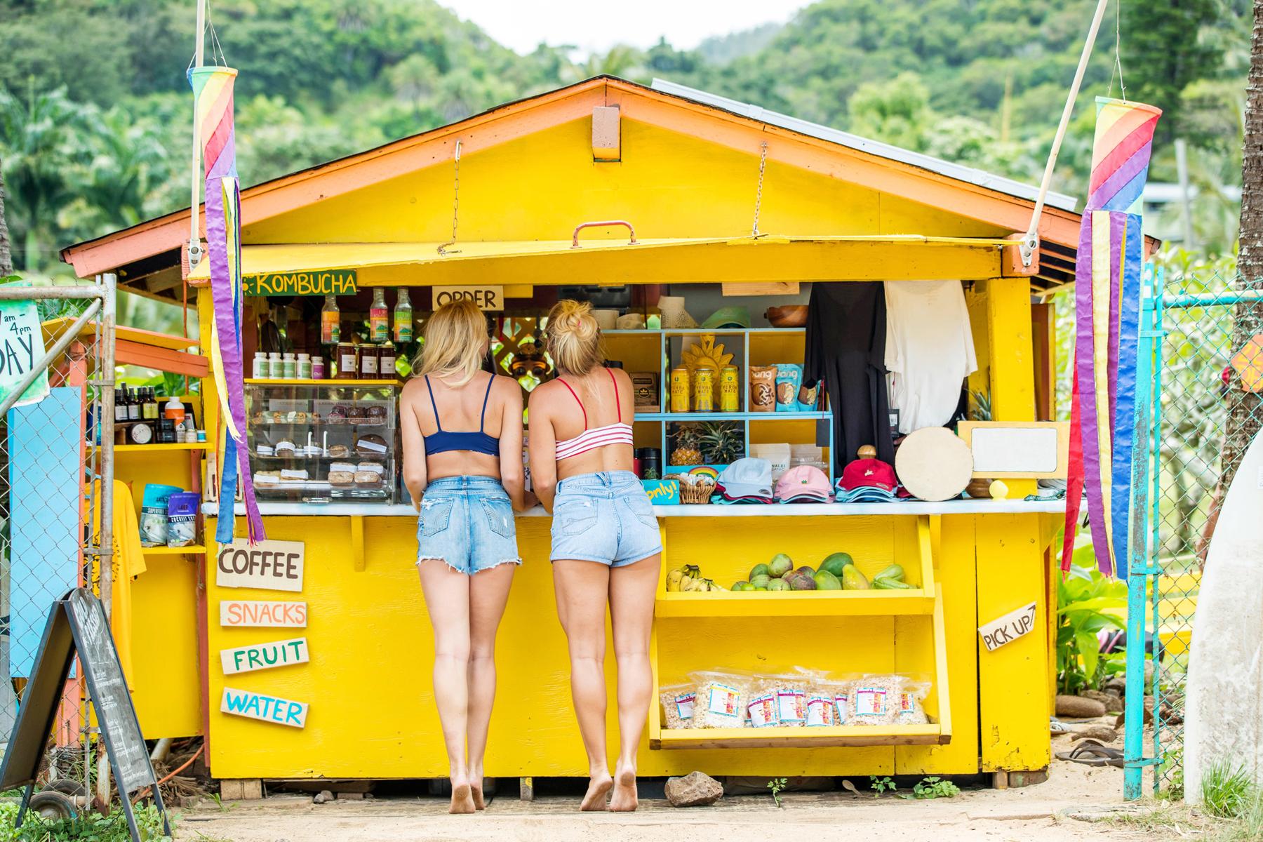 Say Hello to These Local Celebrities at Waikiki Beach Walk