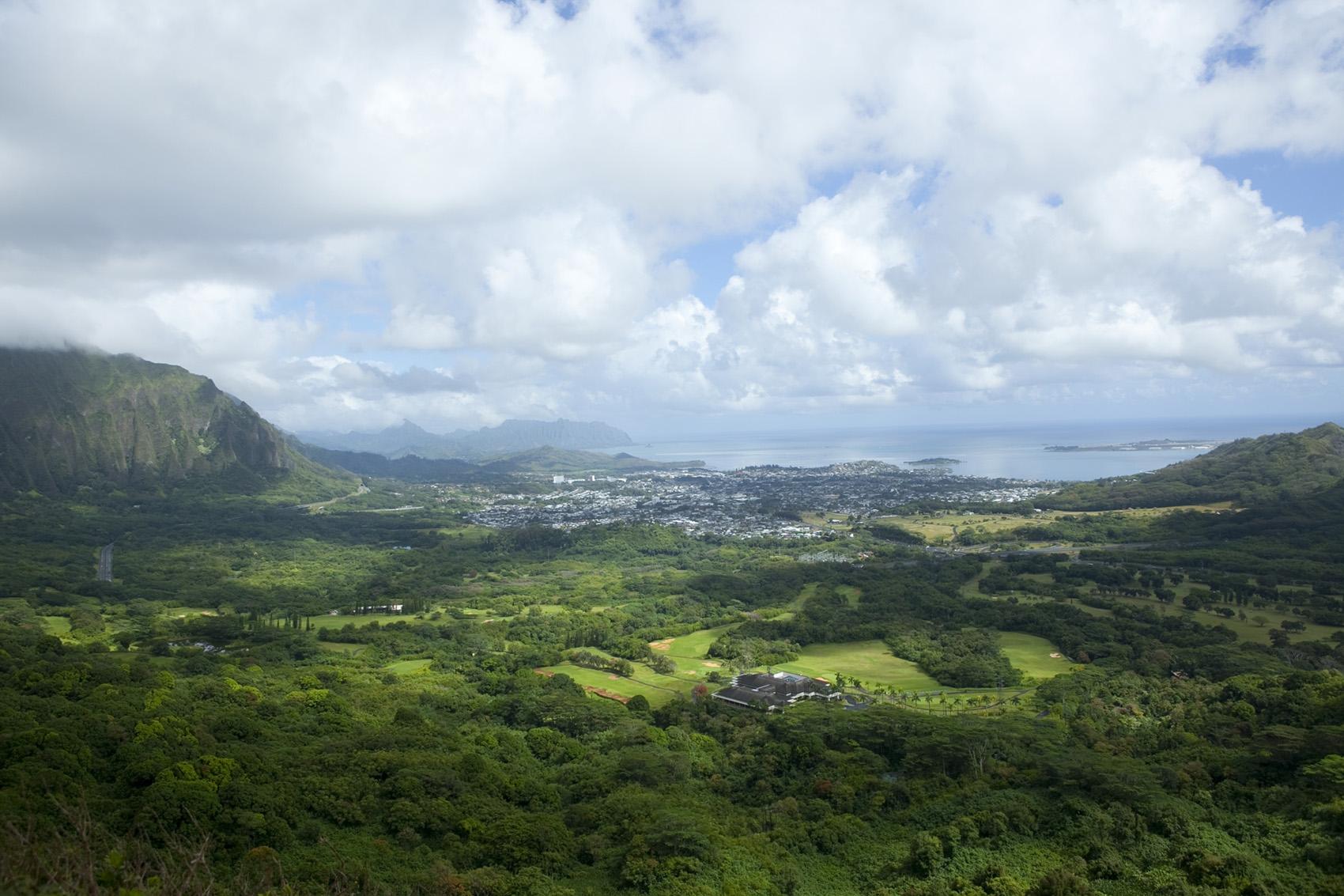 Nuuanu Pali Lookout