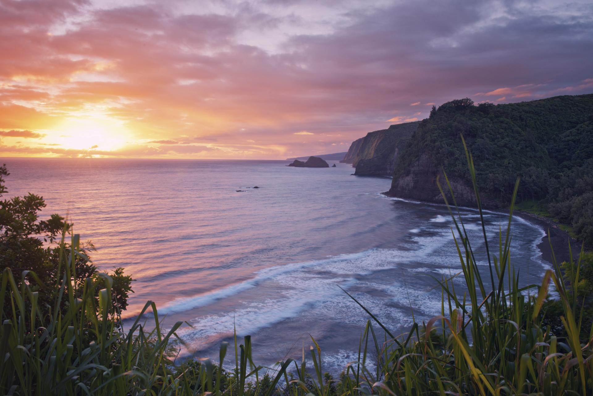 Pololu Valley Lookout