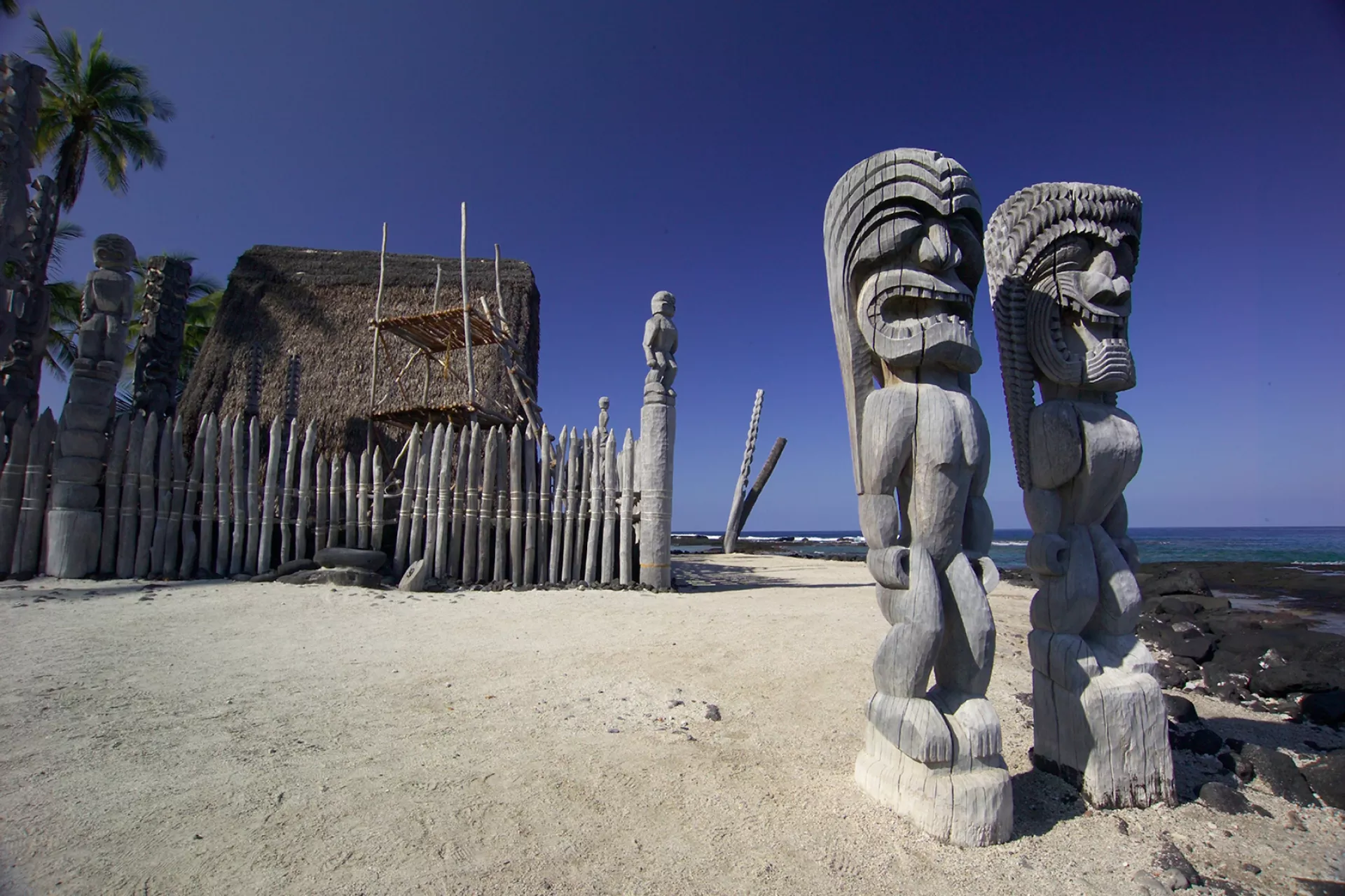 Puʻuhonua o Hōnaunau Puuhonua o Honaunau