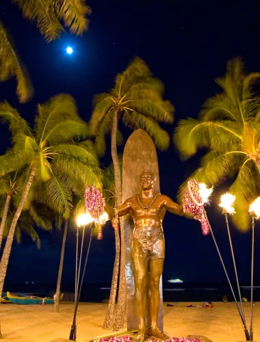 Duke Kahanamoku Statue