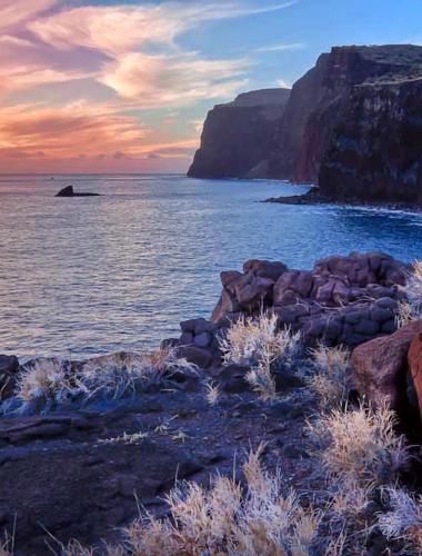 Sunset on Lānaʻi Sunset on the beach off the Hawaiian island of Lanai