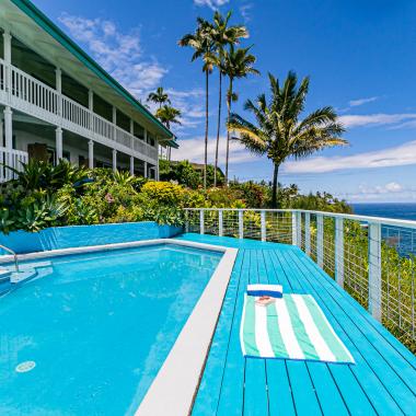 Hale Kai Hawaii Suites Oceanfront Lodging in Hilo