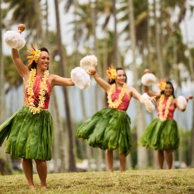 Luau Ka Hikina dancers