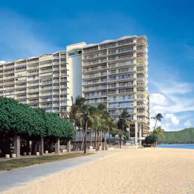 Waikiki Shore Exterior