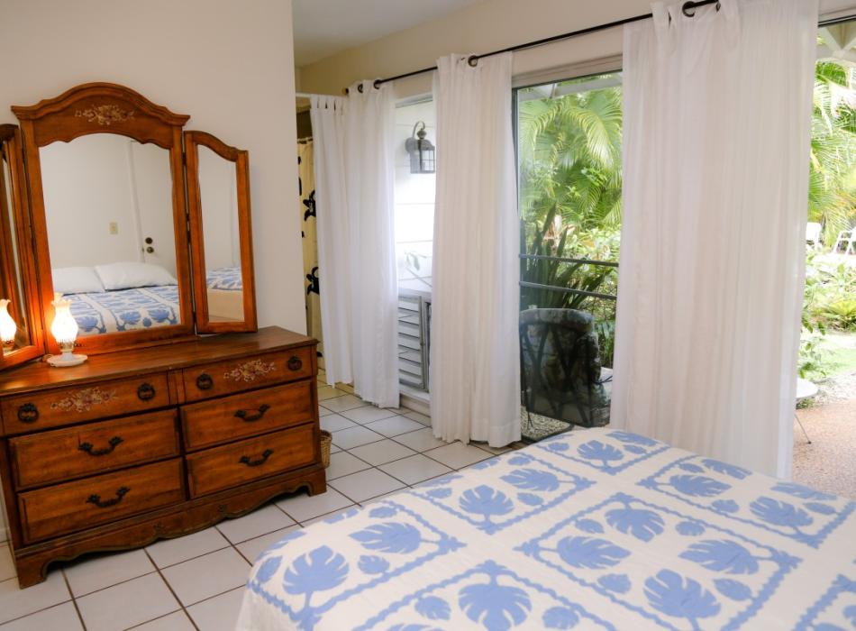 Pillows In Paradise Go Hawaii