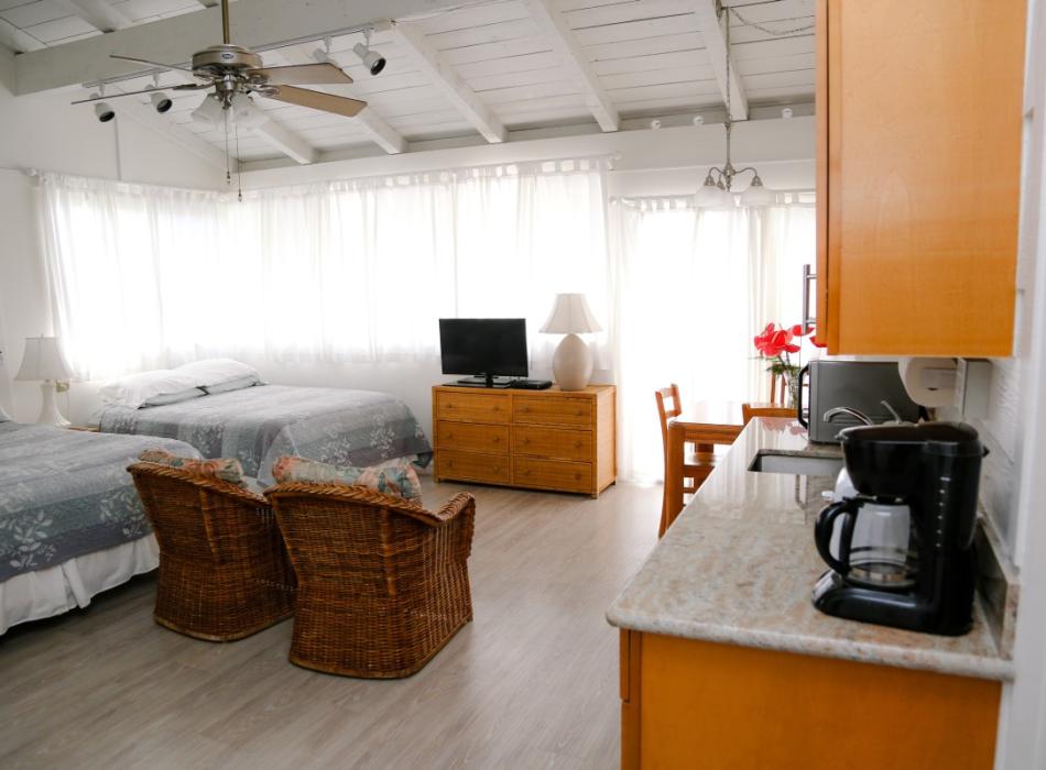 Pillows In Paradise Go Hawaii