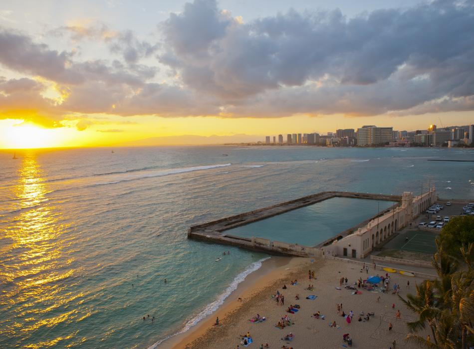 The New Otani Kaimana Beach Hotel Go Hawaii