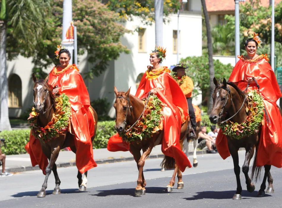 Pāʻū Riders