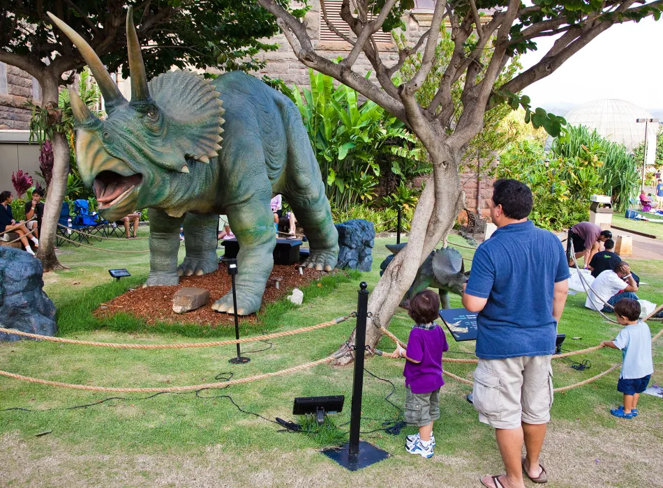 Outdoor dinosaur display at Honolulu’s Biship Museum on Oʻahu in Hawaiʻi