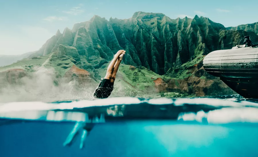 Man diving into the ocean