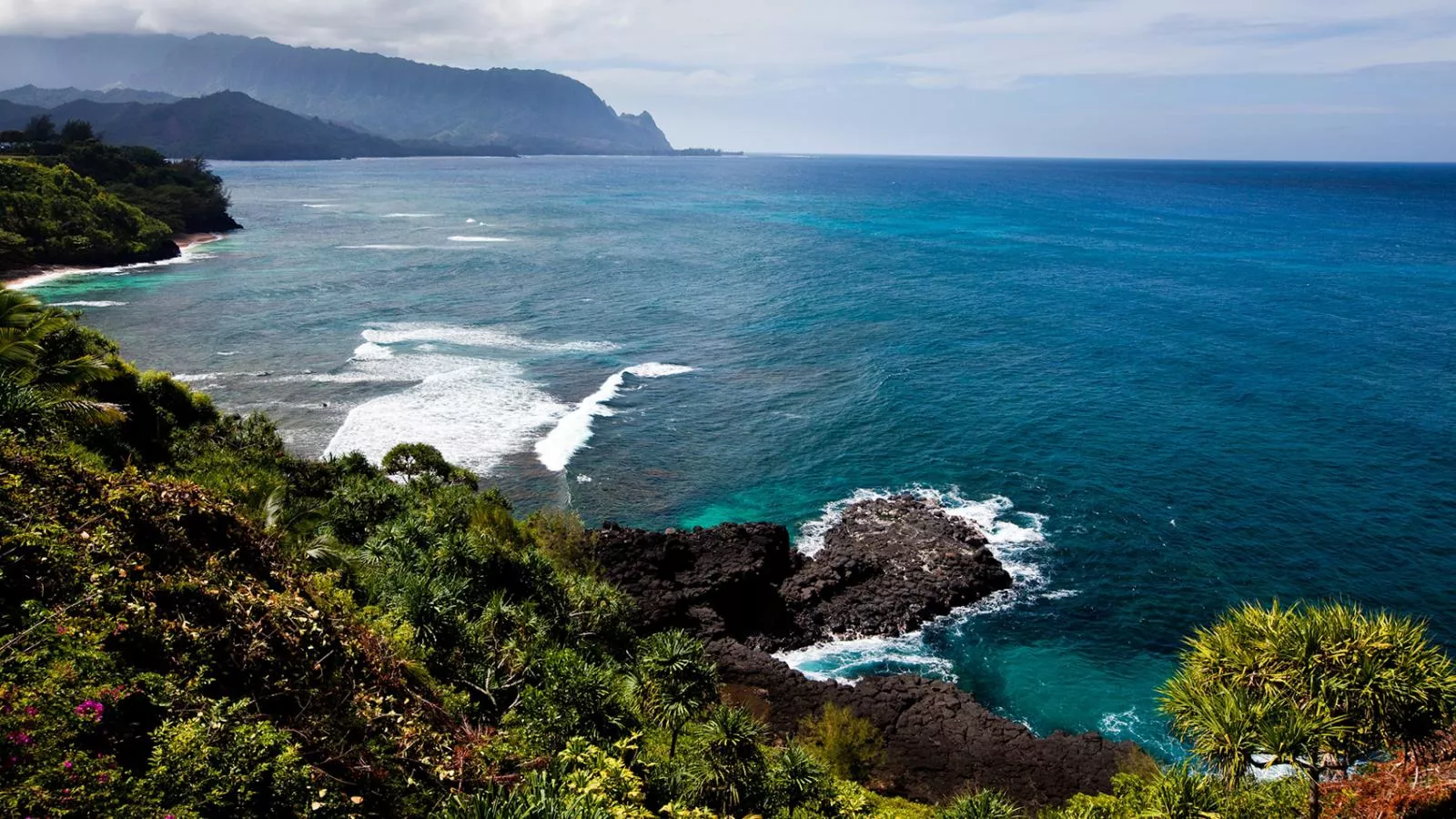 Kauai Coastline - Hear a Hawaiian Chant